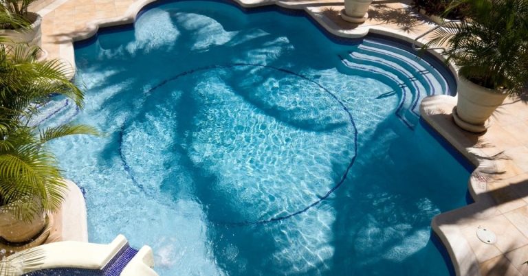 Plunge Pool Designs That Transform Compact Outdoor Spaces